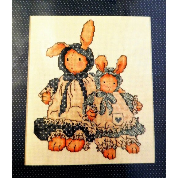Dale Burdett Country Bunnies Counted Cross Stitch Kit 1989 CK2007 NEW - Picture 2 of 4